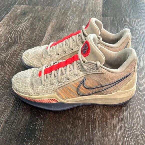 Sabrina 1 Nike Basketball Shoes - Picture 1 of 11